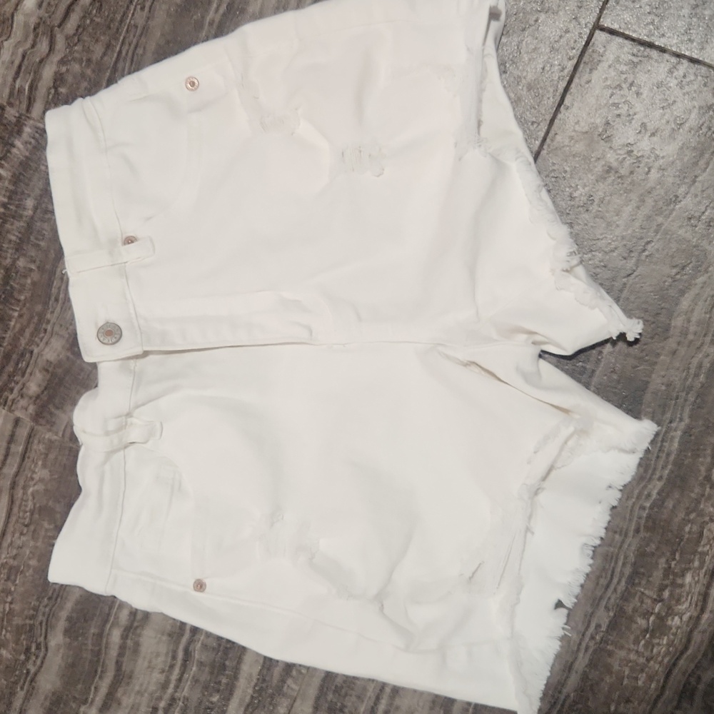 Distressed white denim shorts size medium NWOT